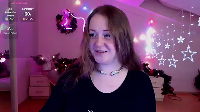 Snapshot of LizzyShine chatting on December 15, 2024, 6:04 pm LizzyShine online show from December 15, 2024, 6:04 pm