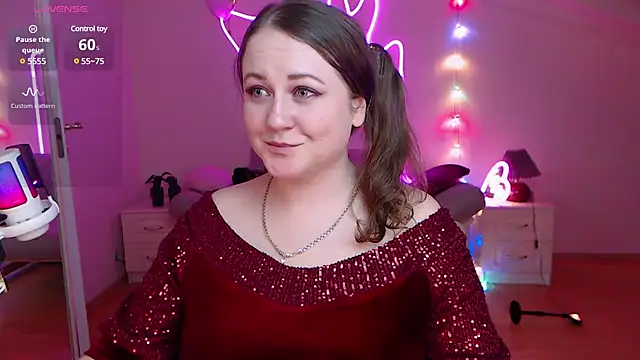 Snapshot of LizzyShine chatting on January 10, 2025, 8:37 pm LizzyShine online show from January 10, 2025, 8:37 pm