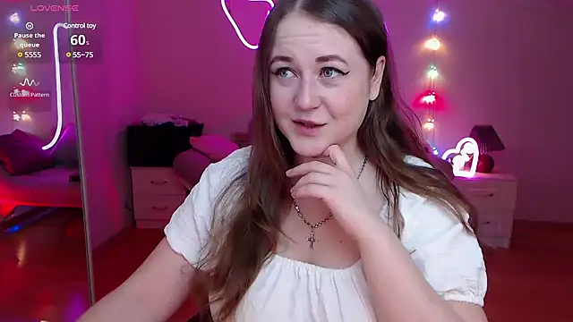 Snapshot of LizzyShine chatting on January 17, 2025, 4:47 pm LizzyShine online show from January 17, 2025, 4:47 pm