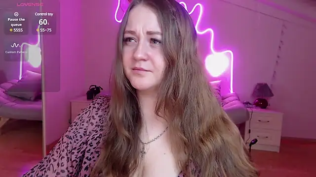 Snapshot of LizzyShine chatting on March 5, 2025, 5:29 pm LizzyShine online show from March 5, 2025, 5:29 pm