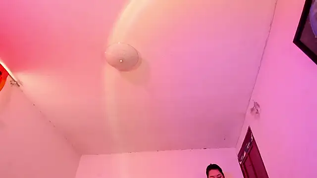 Snapshot of Miss_oliviaa chatting on September 23, 2025, 4:54 pm Miss oliviaa online show from September 23, 2025, 4:54 pm