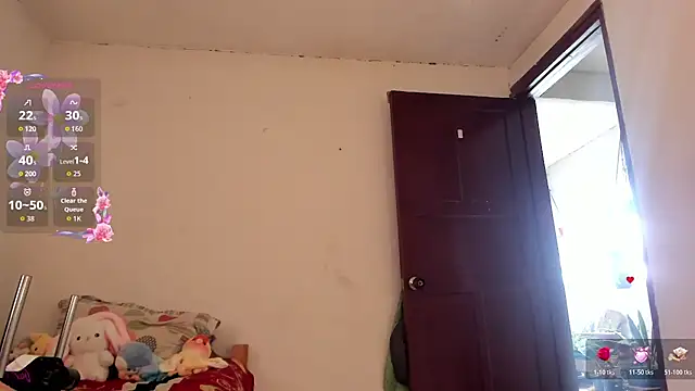 Snapshot of Miss_oliviaa chatting on October 17, 2025, 3:47 pm Miss oliviaa online show from October 17, 2025, 3:47 pm