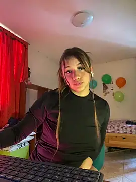 Snapshot of Miss_oliviaa chatting on April 22, 2026, 7:15 pm Miss oliviaa online show from April 22, 2026, 7:15 pm