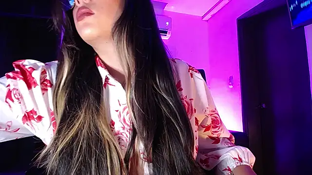 Snapshot of MegannMyerss chatting on March 15, 2025, 8:54 pm MegannMyerss online show from March 15, 2025, 8:54 pm