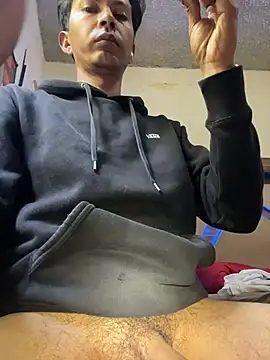 paulkrotz online show from November 1, 2025, 5:48 pm