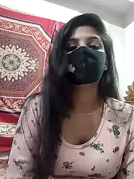 Cute-Lina online show from January 4, 2025, 3:39 pm