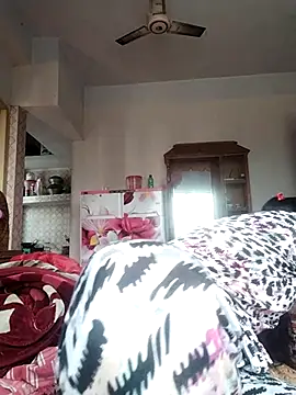 Cute-Lina online show from January 29, 2025, 7:57 am