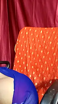 Stripy Doll online show from February 11, 2025, 12:59 am