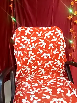 Stripy Doll online show from February 15, 2025, 4:01 pm