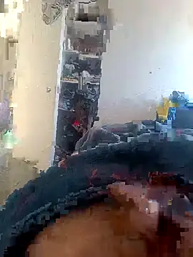 Lexiss  online show from October 3, 2025, 11:40 am