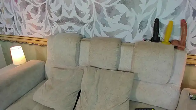 Snapshot of sheyla_sweet18 chatting on December 13, 2024, 12:53 am sheyla sweet18 online show from December 13, 2024, 12:53 am