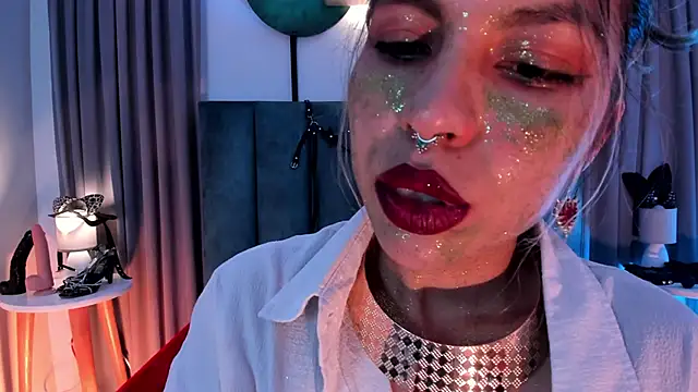 delilah fix online show from March 3, 2026, 9:21 pm