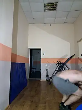 Snapshot of Crek666 chatting on January 15, 2025, 6:12 am Crek666 online show from January 15, 2025, 6:12 am