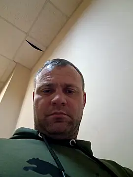 Snapshot of Crek666 chatting on February 1, 2025, 4:44 pm Crek666 online show from February 1, 2025, 4:44 pm