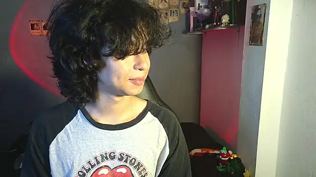 Snapshot of kairozz chatting on February 8, 2025, 3:10 pm kairozz online show from February 8, 2025, 3:10 pm