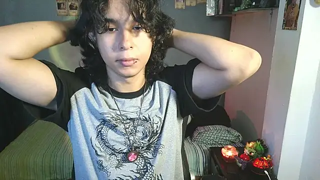 Snapshot of kairozz chatting on March 11, 2025, 12:39 pm kairozz online show from March 11, 2025, 12:39 pm