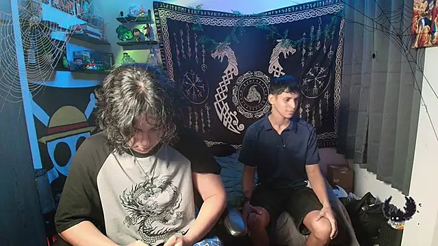 Snapshot of kairozz chatting on November 2, 2025, 8:33 pm kairozz online show from November 2, 2025, 8:33 pm