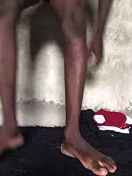 Snapshot of HutchMansell chatting on March 10, 2025, 12:26 pm HutchMansell online show from March 10, 2025, 12:26 pm