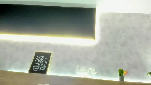 karina gomez 18 online show from February 20, 2026, 11:43 am