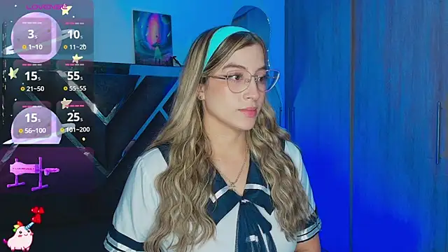 Snapshot of Issabela_G1 chatting on November 1, 2025, 11:40 pm Issabela G1 online show from November 1, 2025, 11:40 pm