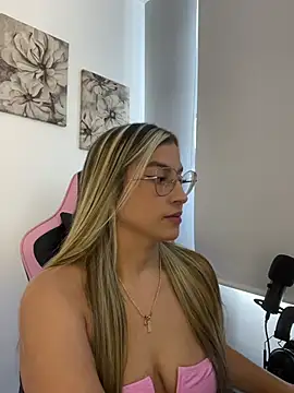 Issabela G1 online show from April 21, 2026, 5:17 pm