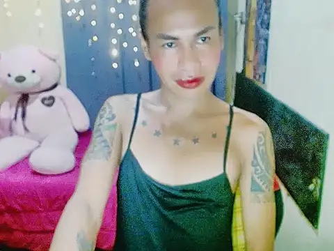 Snapshot of Indaypakay_ts chatting on November 3, 2025, 4:14 am Indaypakay ts online show from November 3, 2025, 4:14 am