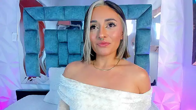 Snapshot of Nanda_Vixen chatting on January 30, 2025, 6:13 am Nanda Vixen online show from January 30, 2025, 6:13 am