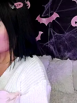 Snapshot of Nanda_Vixen chatting on October 29, 2025, 11:06 pm Nanda Vixen online show from October 29, 2025, 11:06 pm