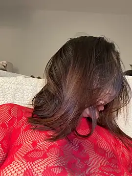 Aryrosee online show from April 12, 2026, 8:25 pm