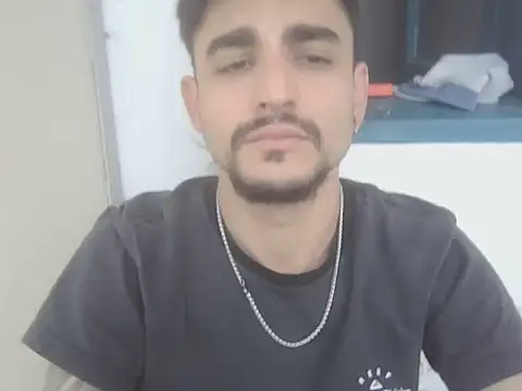 Bezzzzzerr online show from July 25, 2026, 1:08 pm