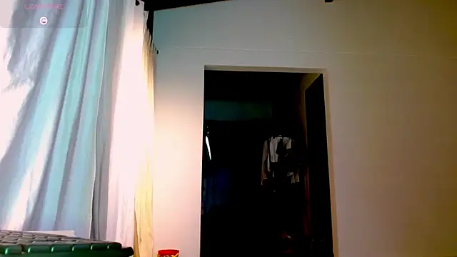 greyslopez online show from December 3, 2024, 1:52 am