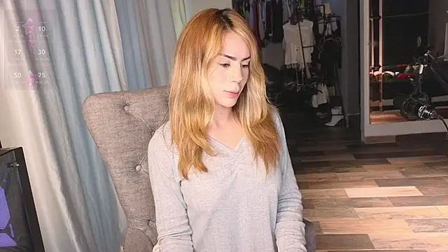 greyslopez online show from October 15, 2025, 7:47 pm