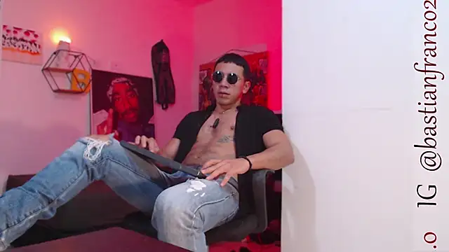 Snapshot of marc_ginale chatting on February 24, 2025, 6:04 pm marc ginale online show from February 24, 2025, 6:04 pm