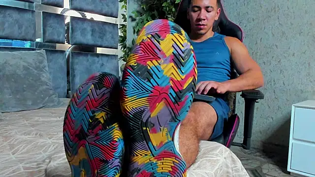 Snapshot of marc_ginale chatting on October 7, 2025, 2:31 am marc ginale online show from October 7, 2025, 2:31 am