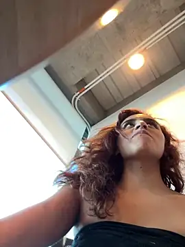 Katee Jones online show from January 16, 2026, 10:47 pm