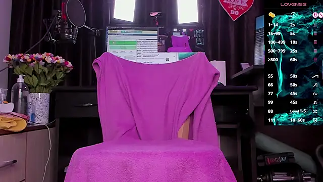 Snapshot of Raissa_sky26 chatting on September 29, 2025, 2:38 am Raissa sky26 online show from September 29, 2025, 2:38 am