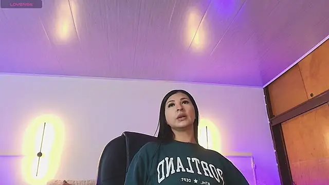  gaby2 online show from April 14, 2026, 11:38 am