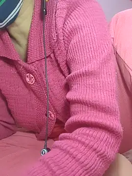 IndianRima online show from December 17, 2025, 3:45 am