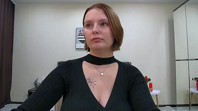 Snapshot of DianeMills chatting on January 16, 2025, 1:16 am DianeMills online show from January 16, 2025, 1:16 am