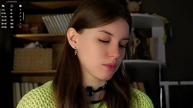 Snapshot of DarylBarks chatting on October 5, 2025, 1:04 am DarylBarks online show from October 5, 2025, 1:04 am