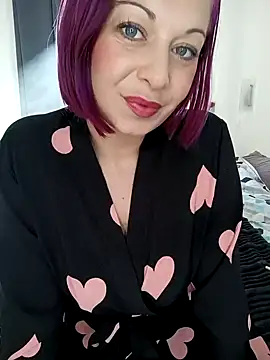 Snapshot of Chaudesquirt chatting on January 17, 2025, 1:24 pm Chaudesquirt online show from January 17, 2025, 1:24 pm