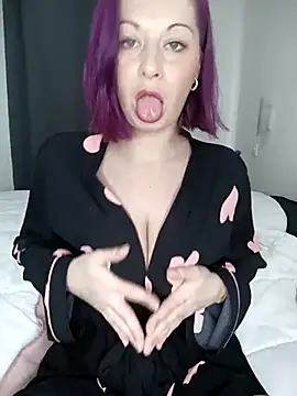 Snapshot of Chaudesquirt chatting on February 20, 2025, 3:30 pm Chaudesquirt online show from February 20, 2025, 3:30 pm