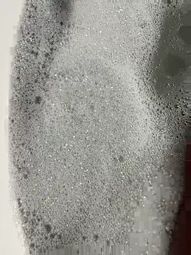 Snapshot of Banzzz2 chatting on November 16, 2025, 1:28 pm Banzzz2 online show from November 16, 2025, 1:28 pm