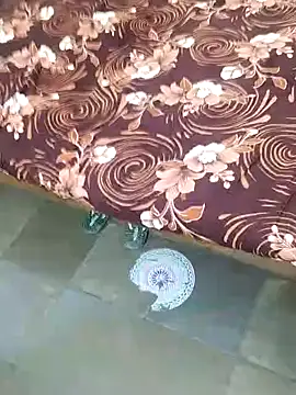 krishhyd69 online show from December 7, 2024, 6:04 pm