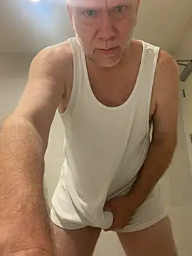 Snapshot of FLSexyGuy chatting on July 30, 2026, 1:32 pm FLSexyGuy online show from July 30, 2026, 1:32 pm