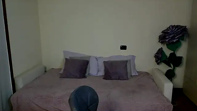 alexabecks online show from November 5, 2025, 5:24 pm