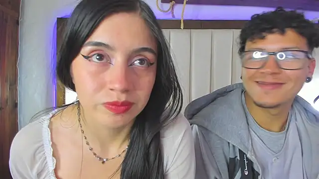 Snapshot of Bonny_Bonss chatting on October 27, 2025, 7:18 pm Bonny Bonss online show from October 27, 2025, 7:18 pm