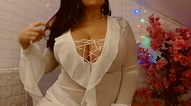 Snapshot of kymberly_008 chatting on January 22, 2025, 9:10 pm kymberly 008 online show from January 22, 2025, 9:10 pm