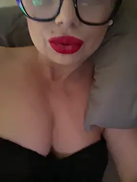 luna 14 online show from November 15, 2025, 1:29 pm