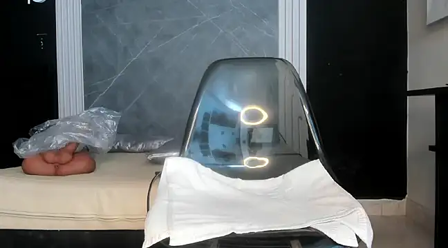 YummyDuooo online show from February 16, 2025, 10:32 am